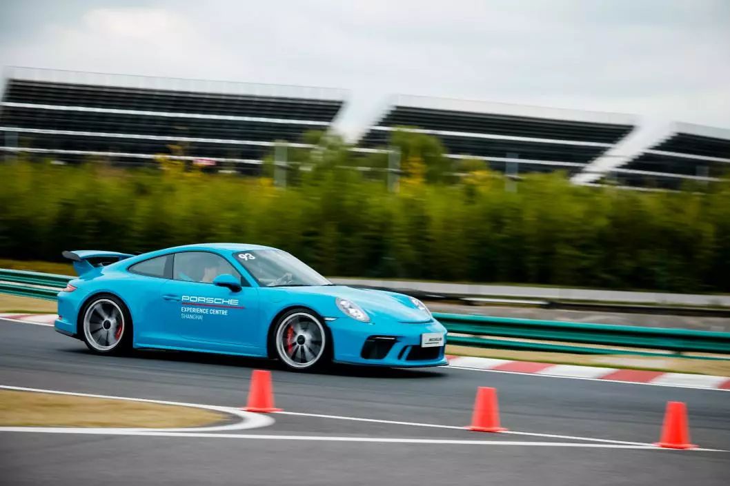 911GT3究竟有多大魅力?让这位资深跑车爱好者告诉你