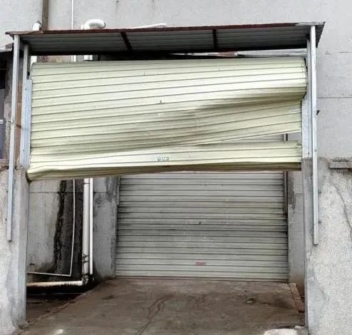 凌晨3点一蒙面人摸进云南一金店砸碎玻璃柜台盗走3公斤黄金首饰；警方披露案件细节半岛体育- 半岛体育官方网站- 半岛体育APP下载