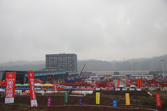 推动高质量发展创造高品质生活 中国商用车博