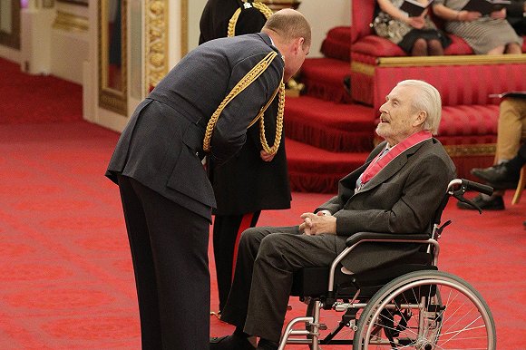 Terry O‘Neill因在摄影领域取得的杰出成就被授予大英帝国司令勋章（CBE） 图片来源：PA