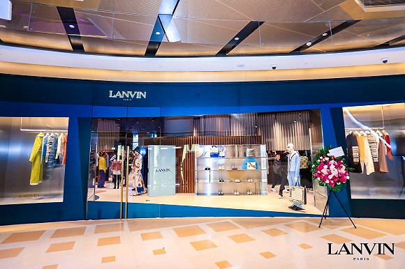 LANVIN全新开张亚洲旗舰店。图片来源；LANVIN