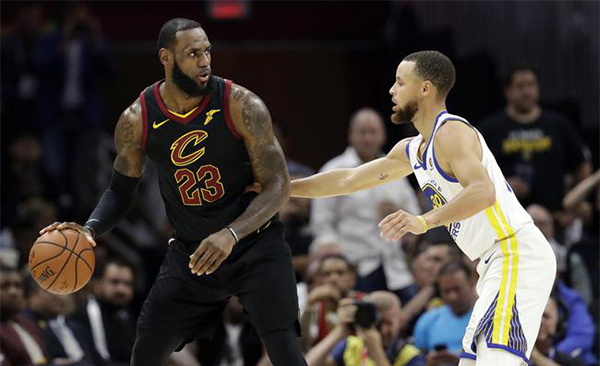 NBA新赛季赛程公布,直播和眼球都跟着詹姆斯去