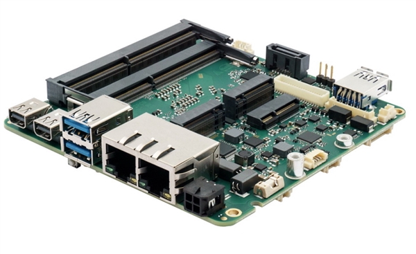 挑战Intel NUC!AMD嵌入式锐龙打造高性能迷你机