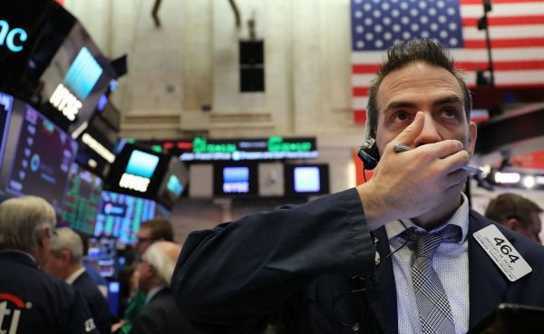 中美贸易战担忧令全球股市大跌 美股遭遇黑色