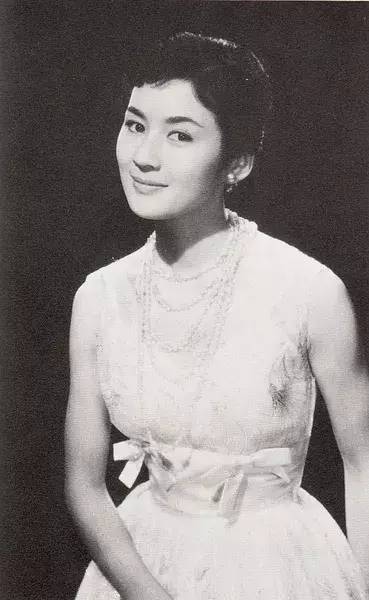 若尾文子
