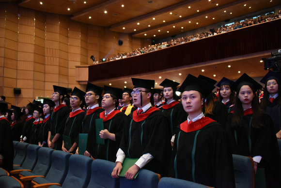 【2018毕业礼】励治学兴邦,承权杖荣光
