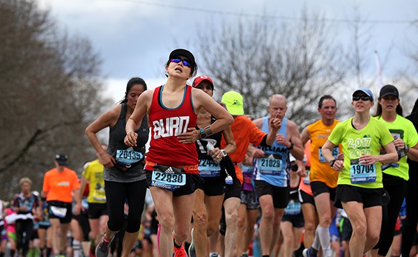 波士顿马拉松124年首取消 面对恐袭爆炸他们不曾