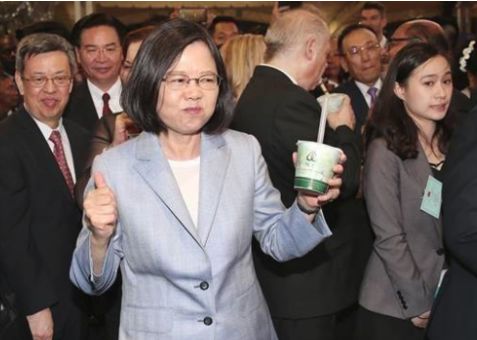 蔡英文称台湾经济增长率赢过韩国 被岛内狂讽