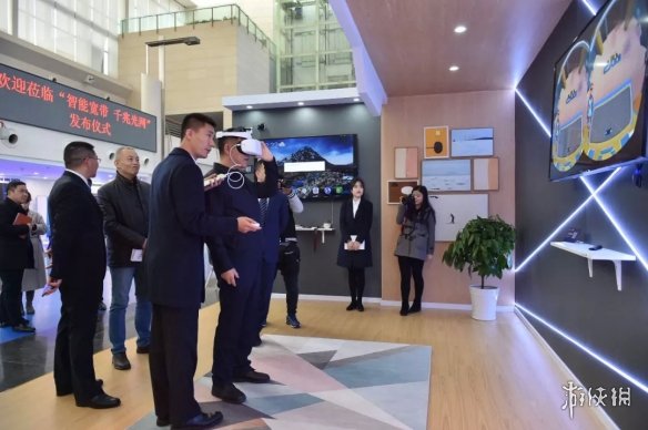 中国电信重庆公司召开“智能宽带,千兆光网”发布会 千兆智能宽带30秒下载5G电影。