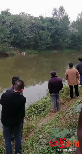 刘某某遗体在镇上的清流河中被发现