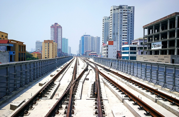 中国建设的越南河内吉灵-河东线轻轨项目。