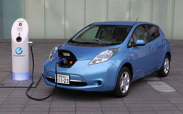 印度政府部门开始采购买电动汽车 并安装28个充电点