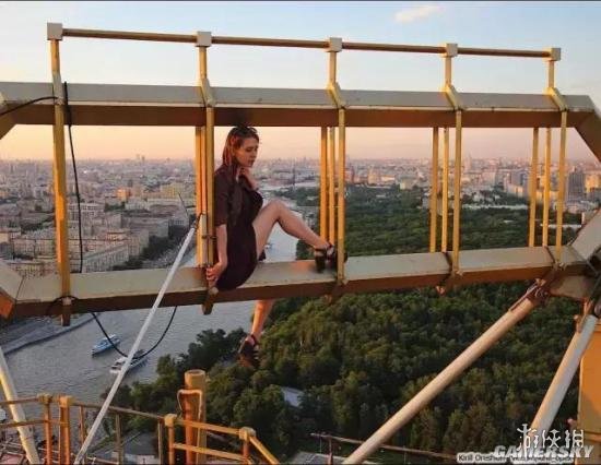 战斗民族人少是有原因的!小姐姐晒超高性感私房照