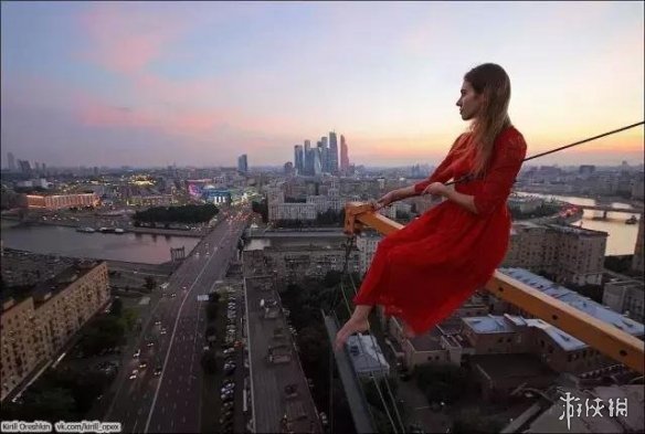 战斗民族人少是有原因的!小姐姐晒超高性感私房照