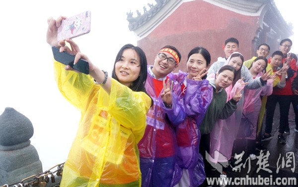 䵱ɽٰйɽ 1500ʿðμ