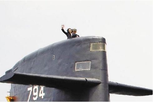 美军火商高调赴台抢分千亿大单 蔡英文担心惹