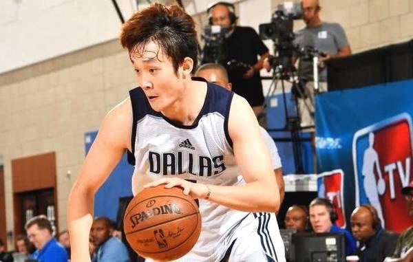姚明nba第一年数据,姚明nba第一年数据统计
