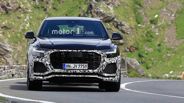 奥迪RS Q8谍照再次曝光 将巴黎车展亮相