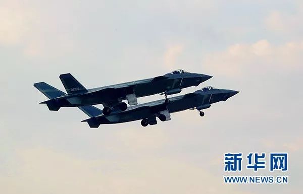 ▲资料照片:中国空军歼-20战机进行飞行训练。