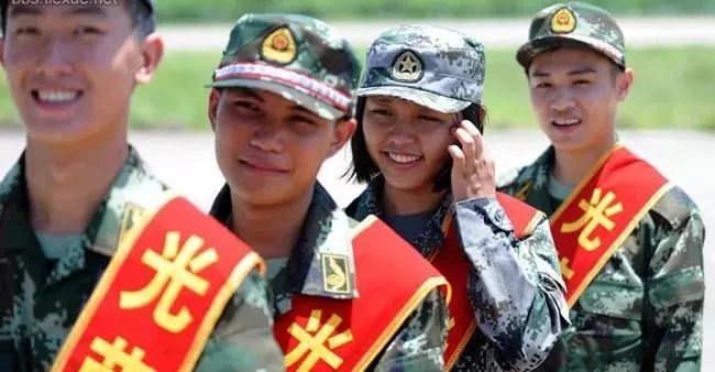 关注 | 北京大学生征兵启动,优先批准高学历青年