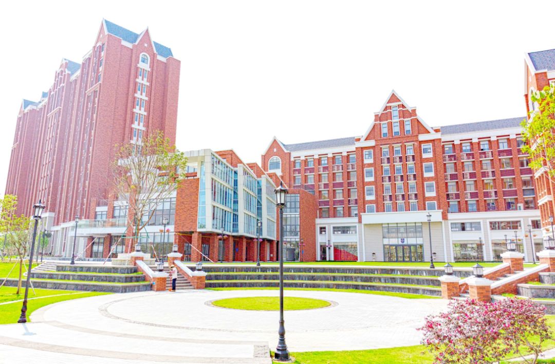 各高中最新一手情报!2018南海中考报考指南,收