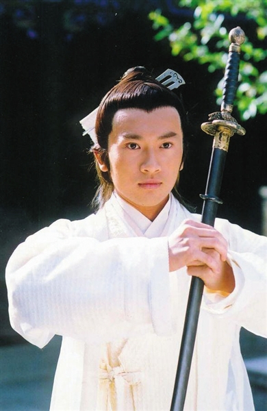 新《倚天屠龙记》“周芷若”变灭绝师太