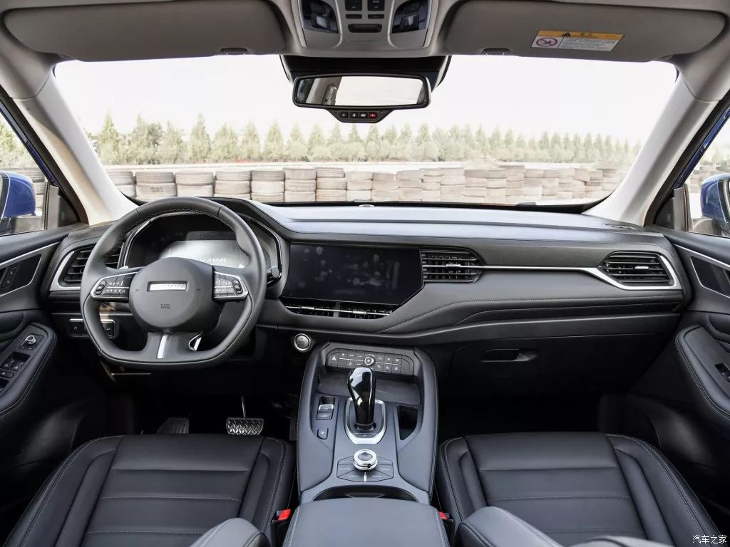 15万买车如何选?这三台年轻化SUV堪称时尚单品