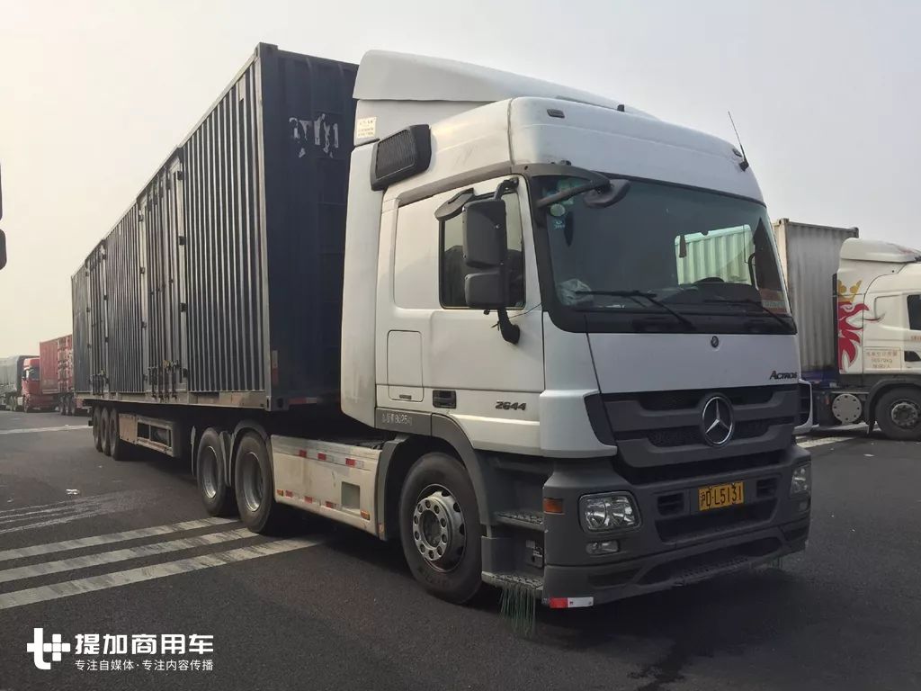 进口重型卡车