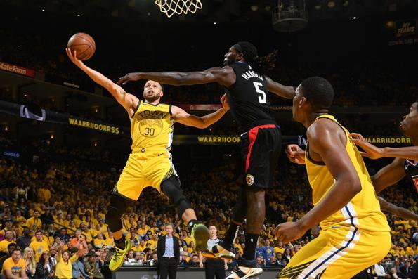 nba逆转比赛,NBA逆转比赛精彩瞬间