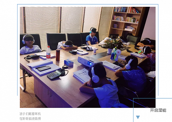 bwin在线彩票靠谱吗-吴佩慈三胎都生了,没名没分的她,孩子户口是咋上的呢