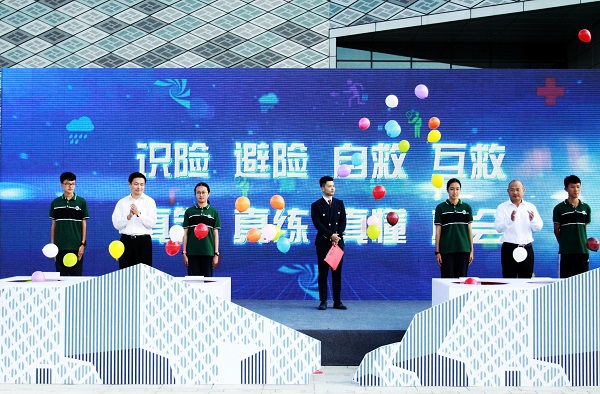 从上海出发 走入社会大课堂 全国中小学生研学