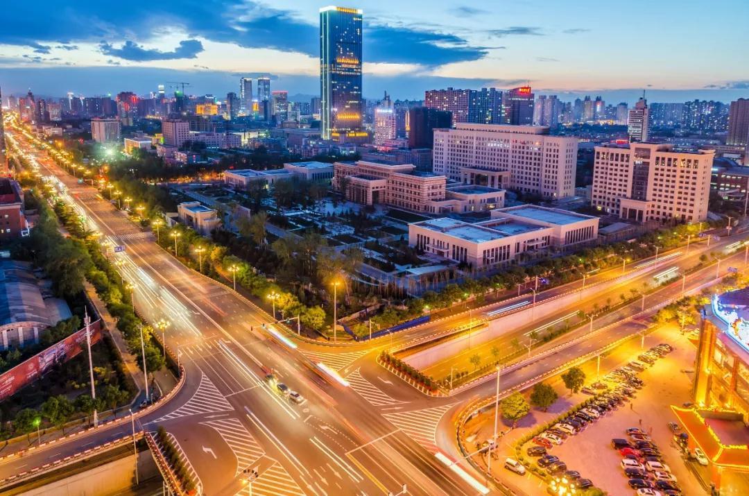 △石家庄城市夜景/视觉中国