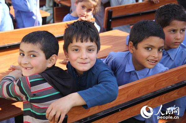 中企援建巴基斯坦一所友谊中学举行移交仪式