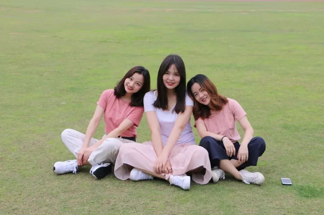 南京各高校毕业照惊艳出炉!定格不一样的青春