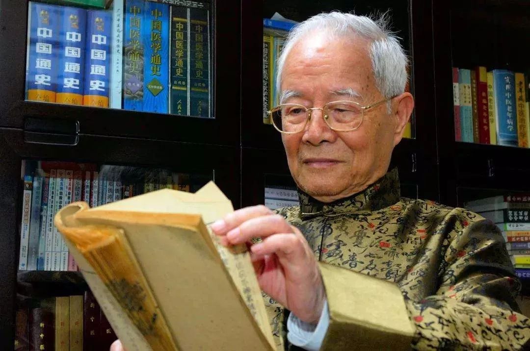 「巴黎人赌场有哪些玩法」青岛一小男孩独自坐车迷路 公交司机帮找到家人
