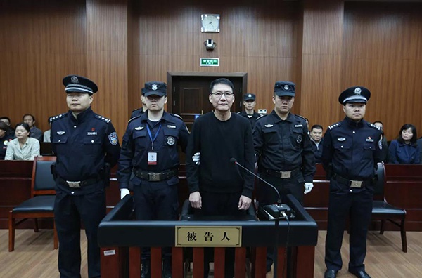 t博娱乐假不假_史上最全攻略,0-100岁保险方案都在这!看一遍就会