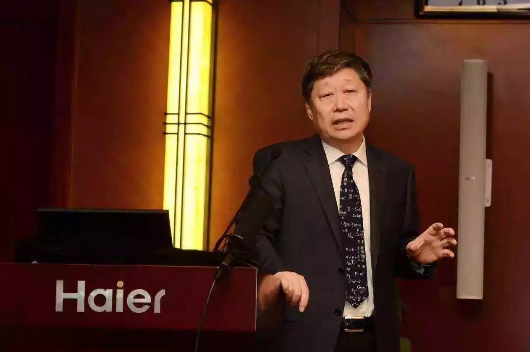 海尔老总张瑞敏_海尔兄弟图片