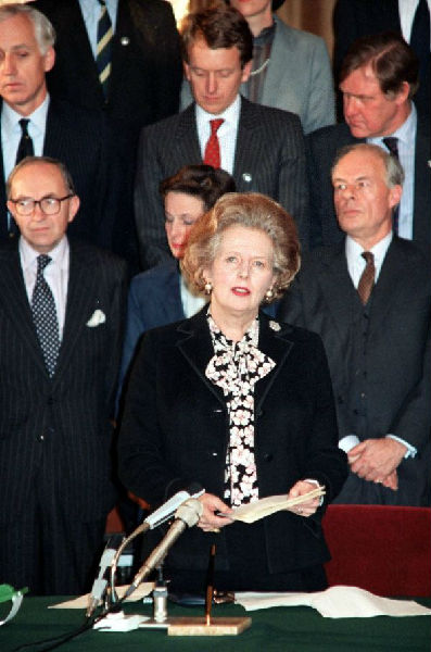 1984年12月19日拍摄的英国首相玛格丽特·撒切尔夫人在签署中英联合声明后发表讲话的资料照片。（新华社）