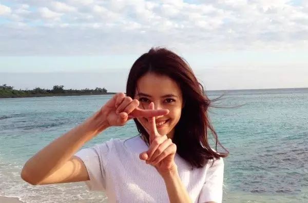 40岁高圆圆怀孕炸翻热搜，炫妻狂魔赵又廷：圆圆全天下第一