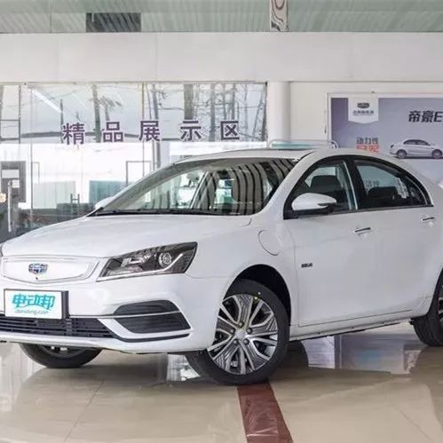 等急了？到店实拍帝豪EV450，外观内饰大变样