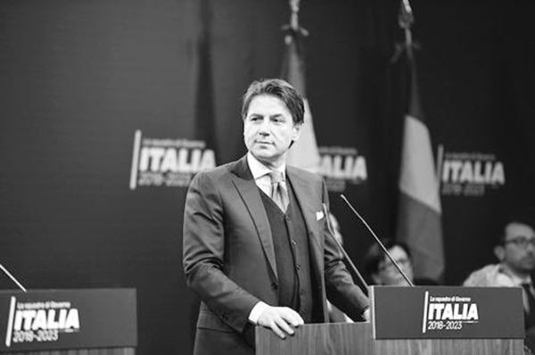 政治素人朱塞佩·康特:有望当意大利总理的教