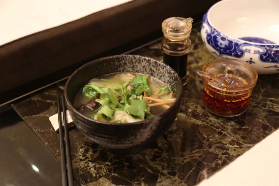 天津又一聚会好去处!人均50+,全身足浴、免费