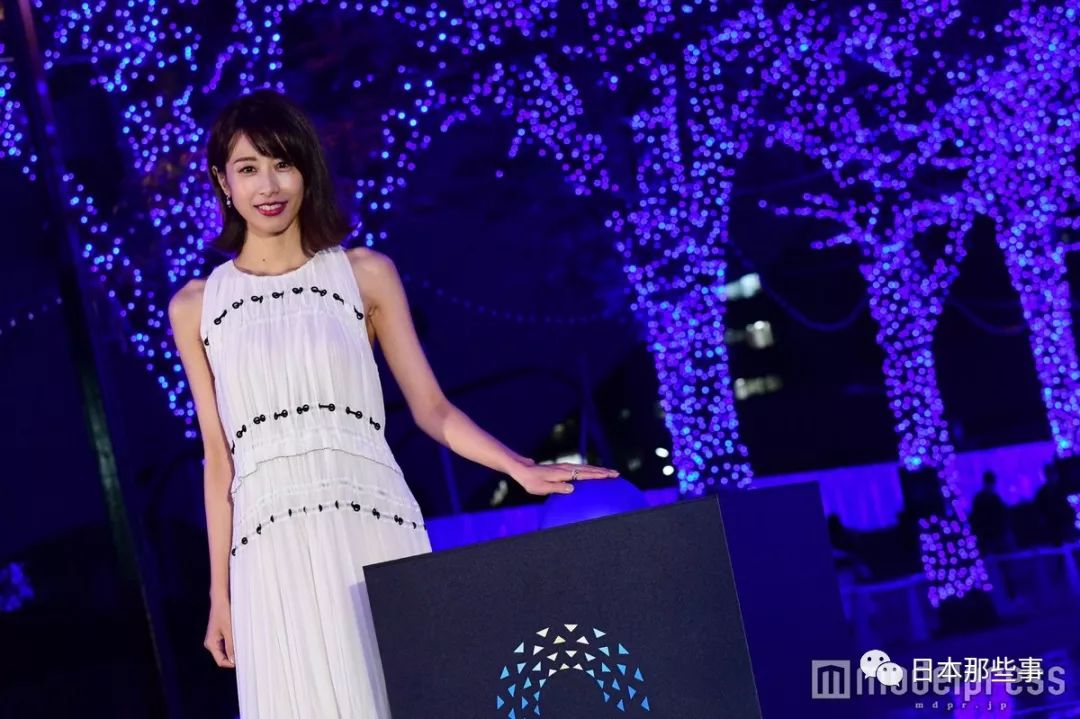 2018日本圣诞点灯式 谁的造型最美