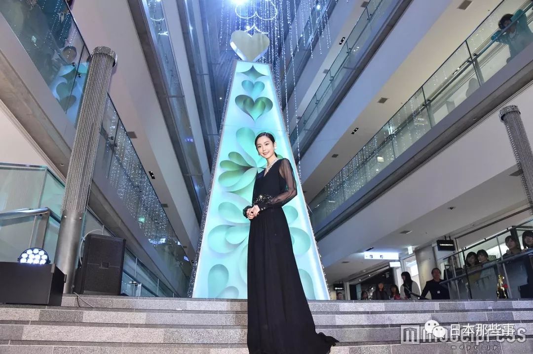 2018日本圣诞点灯式 谁的造型最美