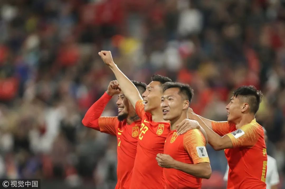 祝贺 | 3比0!国足提前出线!