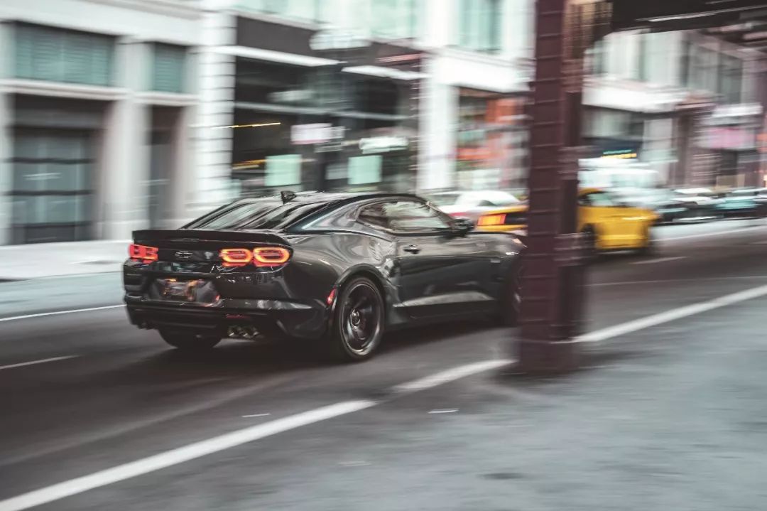 恶棍——福特Mustang & 雪佛兰Camaro
