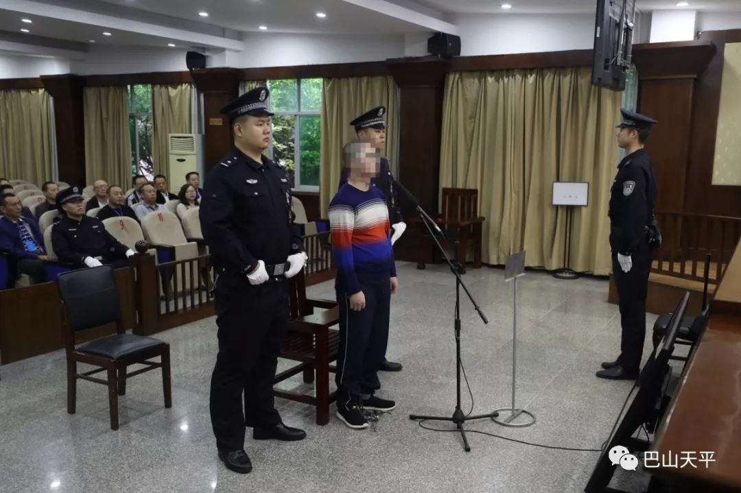 中文娱乐网在线更新2_教育孩子时一个唱红脸、一个唱白脸?这是在破坏他们心理健康