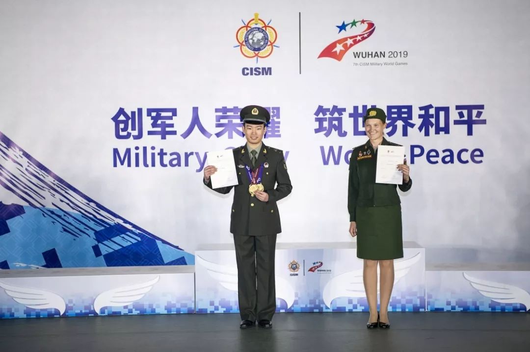 威廉希尔彩票|0胜6负!张本智和1-4完败许昕,直接跪在地上,陈玘场边开心大笑