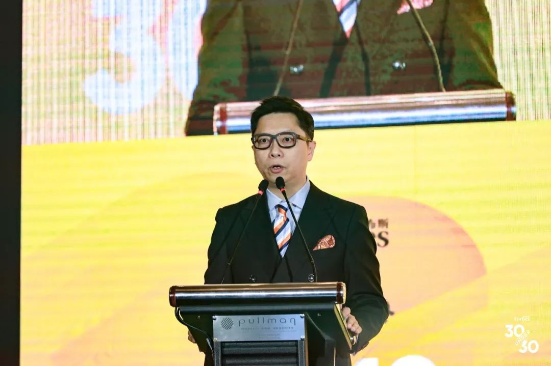 艾迪卫老总_老总办公室(2)