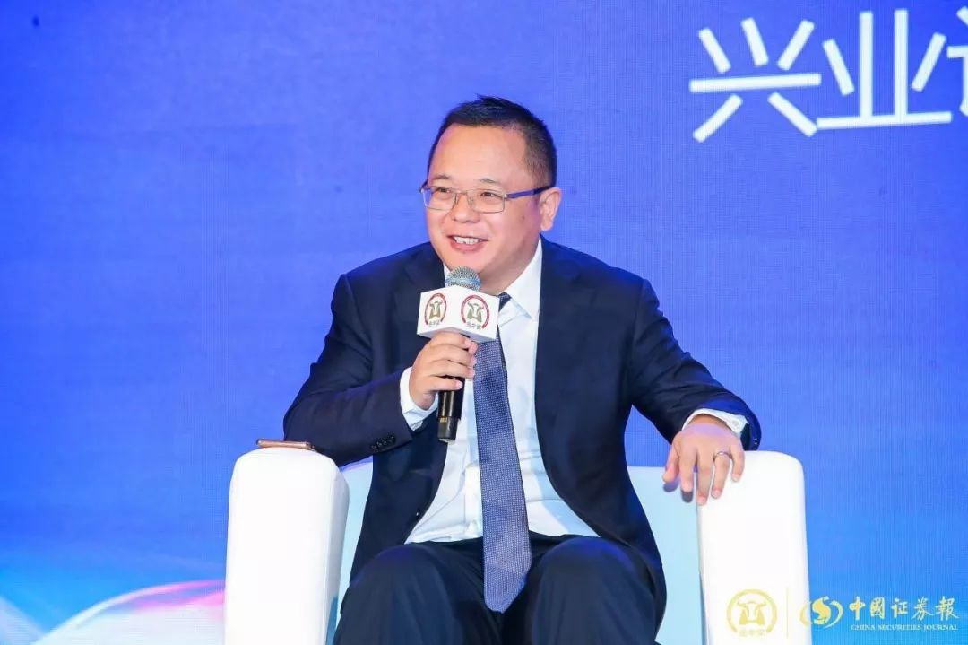 雷竞技app能赌吗 能堪大任!阿里脚踩射门靴关键时刻救主